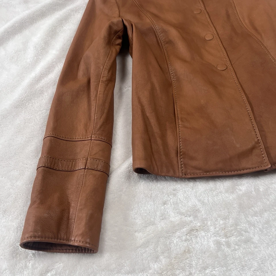 Chaqueta para mujer Giorgio Armani talla 40 cuero de cordero marrón hecha en Italia a presión” Foto 3 de 4