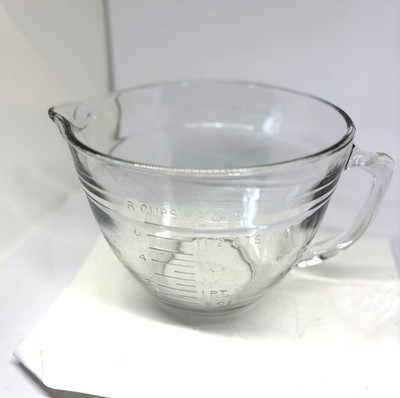 Pampered Chef 2 Qt 8 Cup HEAVY  Glass Measuring Mixing Batter Bowl