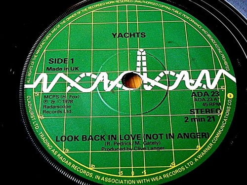YACHTEN - LOOK BACK IN LOVE (NOT IN ANGER) 7" VINYL (EX)