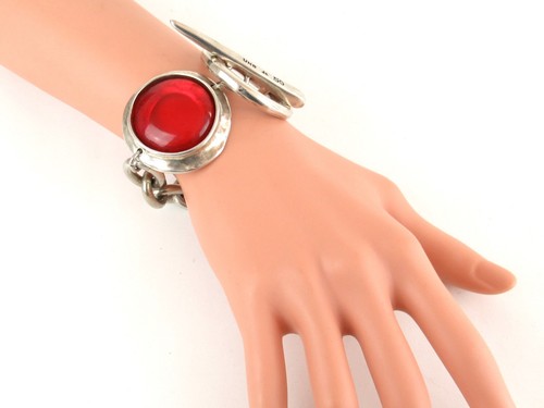 Authentic UNO de 50 Jumbo Red Resin x Silvertone Chain Toggle Bracelet - Picture 11 of 12