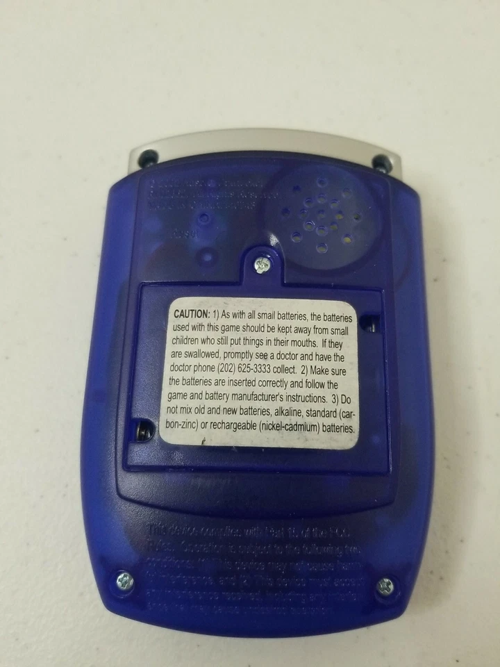 Boggle Electronic Hand Held 3 Minute Word Search Game Hasbro 2002 - Image 2 of 3