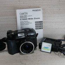 Olympus C-5060 5MP Digital Camera GOOD/TESTED W 512mb CF Card  Charger