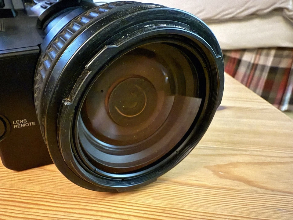 Sony PXW-X200 1/2" Exmor CMOS XDCAM Camcorder w. Cards & Reader - Image 4 of 4