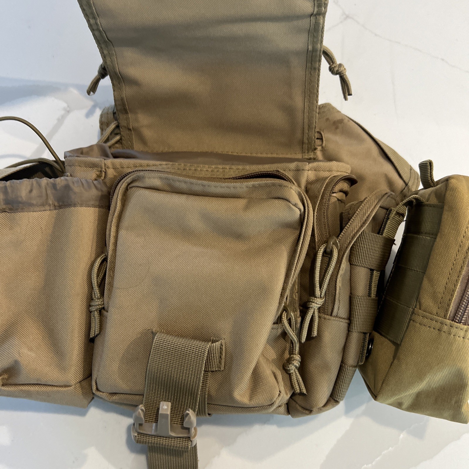 New Red Rock Outdoor Gear Hipster Sling Bag - Coyote 80138COY