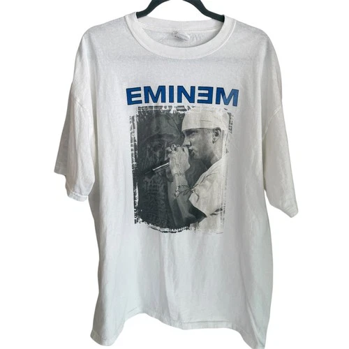 Eminem Sz 2X Concert T-shirt Shirt Short Sleeve 2000s vintage concert t-shirt, vintage, single stitch, B+ condition