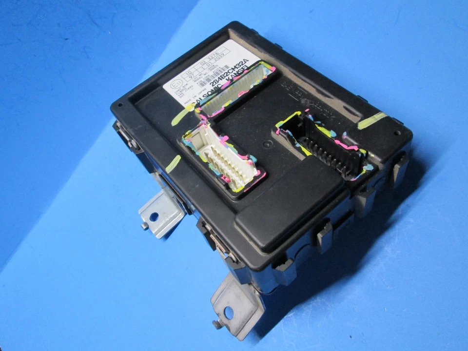 Módulo de control de carrocería Nissan Máxima 2006-2007 BCM 284B1-ZK30A OEM Foto 2 de 4