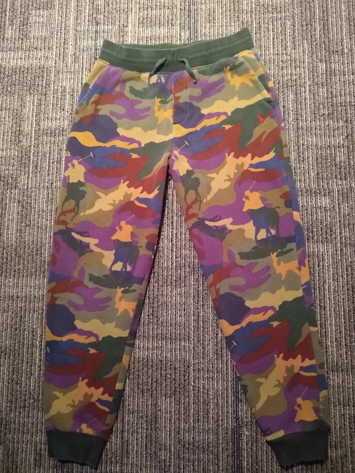 Picture 1 of 12