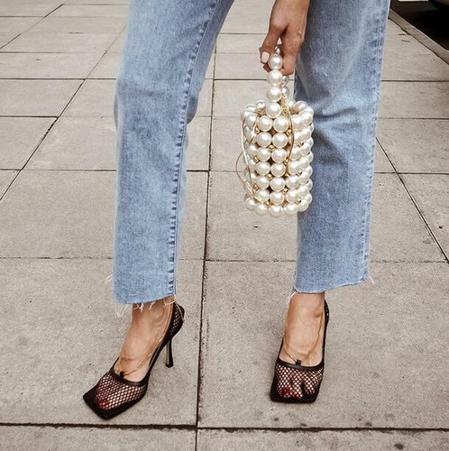 square toe pumps