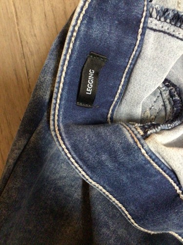 Girl's size 18 plus leggings - Picture 4 of 4