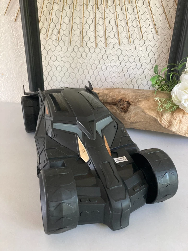 525 ⚜️ Jouet Voiture De Batman Véhicule La Batmobile Longueur 40 Cm Dc Comics - Photo 3/4