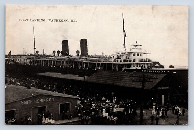 Vintage Postcard SS Pere Marquette Ship Boat Landing Waukegan Illinois Q3