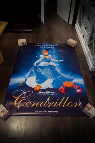 CINDERELLA (1950) - 1990 Reprint - Original French Movie Poster – Large Rolled