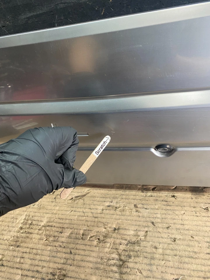 2013 至 2019 年福特 Flex Trunk 盖舱口成型装饰面板带摄像头 S5640 DG — 第 4/4 张图片