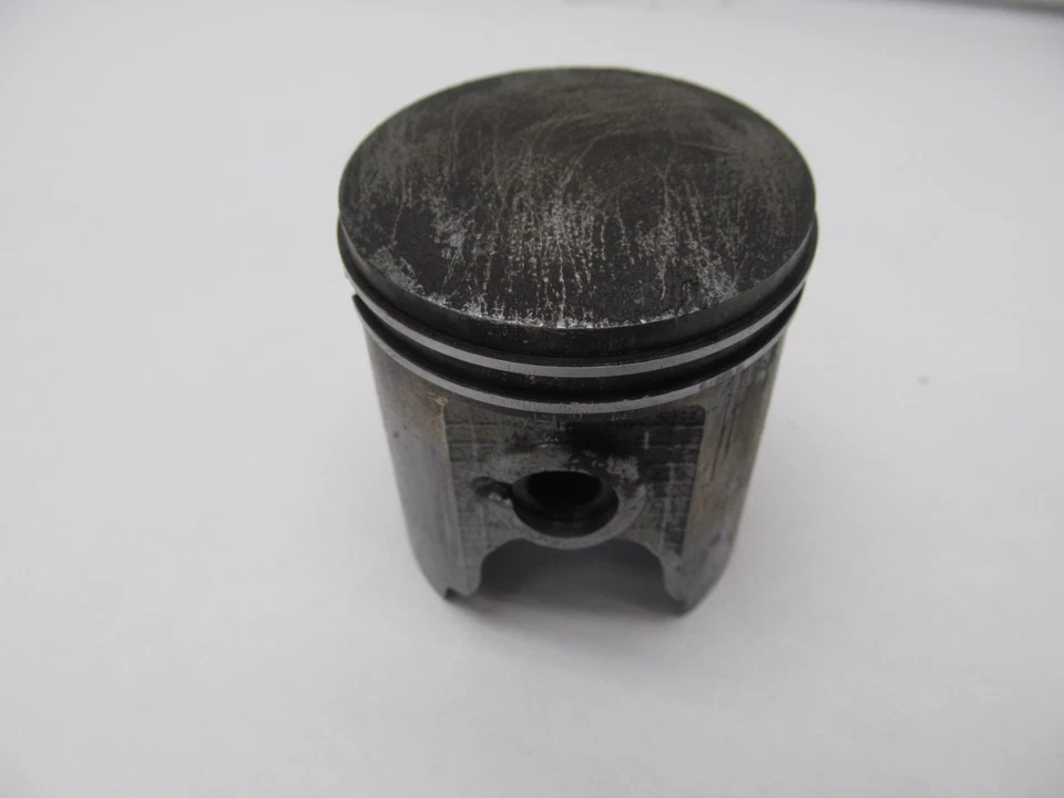 Suzuki TC100 TC 1973 100 pistones 49 mm Foto 2 de 4