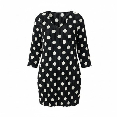 Af25 PLEATSPLEASE Short Sleeve Pleated Cut-Sew Dot Pattern Top Used AYAN-0