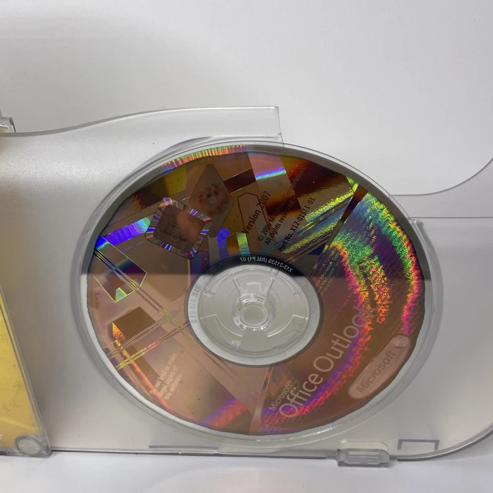 Microsoft Outlook 2007 - Full Version for Windows 10448602 -OEM - Image 3 of 4