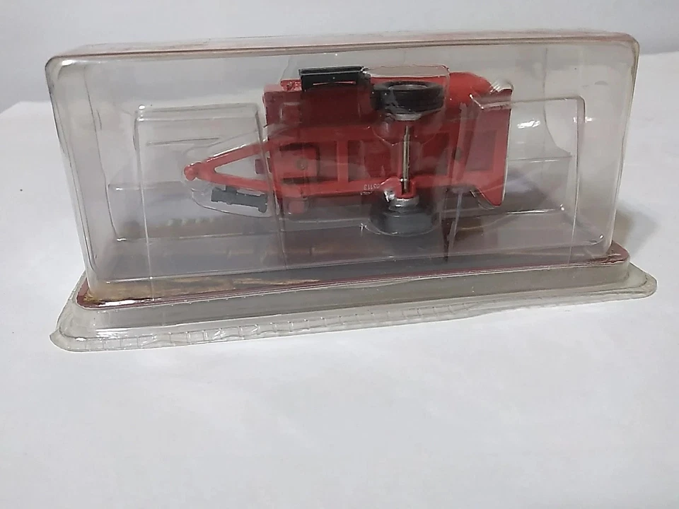 Kuhn Knight 3130 Reel Auggie Mixer 1/64 Scale Die-cast Norscot - Image 2 of 4