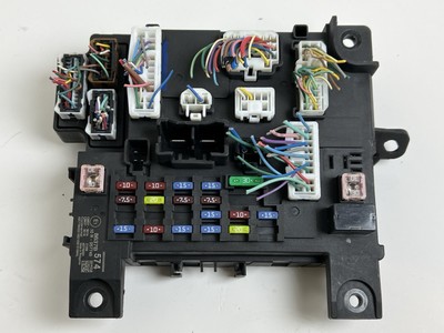2021 MITSUBISHI RVR DASH FUSE RELAY JUNCTION BOX BLOCK 8637B574 OEM