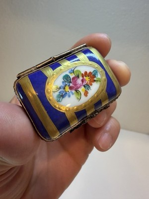 Limoges France Hand Painted Flower Design Trinket Box