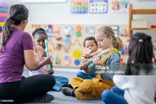 Yamaha YR 24B Soprano Recorder Plastic White Ready to Play Student Model