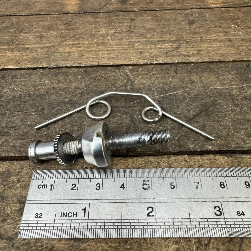 Pinza de freno Shimano Dura Ace BR-7402 pivote perno resorte piezas arandela dentada Foto 2 de 4