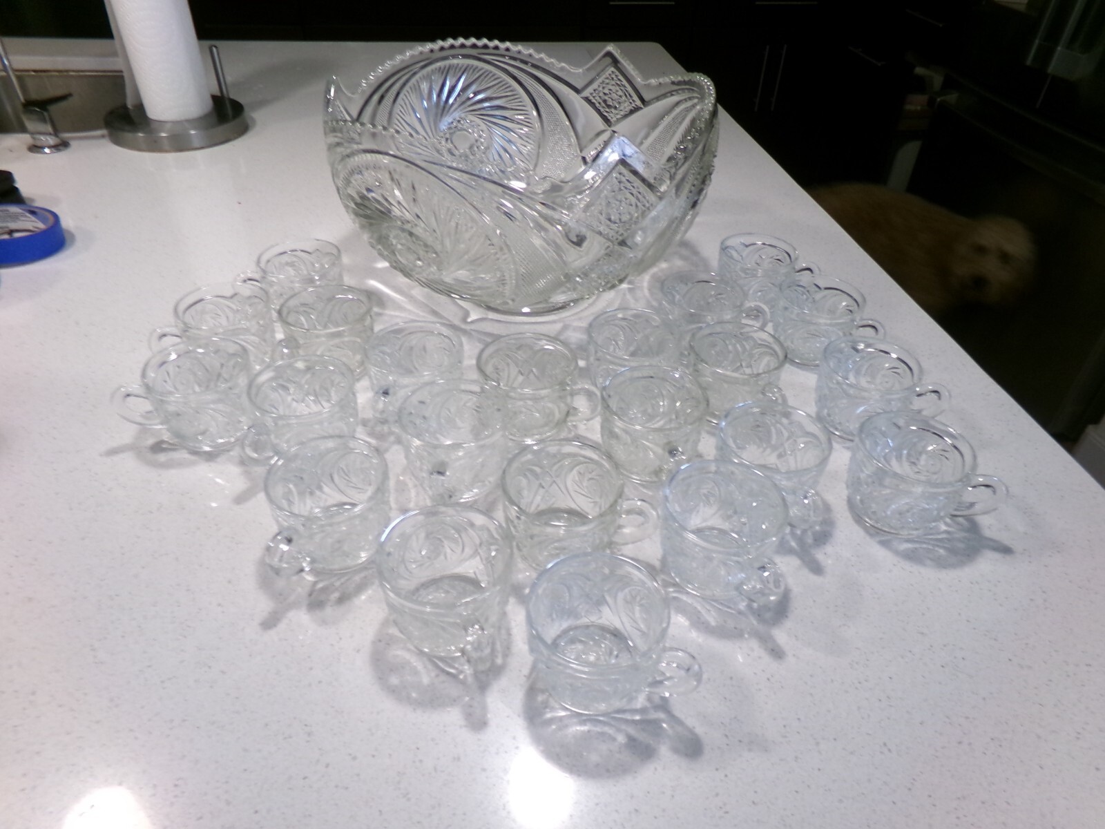 SMITH GLASS AZTEC PUNCH BOWL WITH 22 CUPS