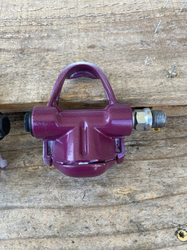 Vintage 9/16” Look Road Bike Pedals-Spin Nice- Sprayed Raspberry Cream - Image 3 of 4