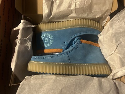 Clarks Torhill x POKÉMON Torhill Explore Blue Suede Men Size 8 New W Box