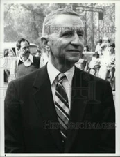 1986 Press Photo H. Ross Perot, Portrayed in 'On Wings of Eagles' - pix26653