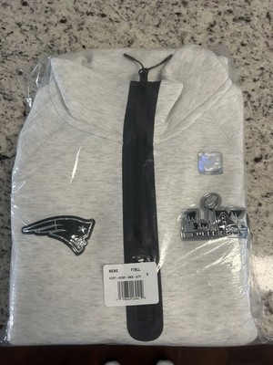 New England Patriots Nike Super Bowl LX Opening Night Tech Fleece -SMALL