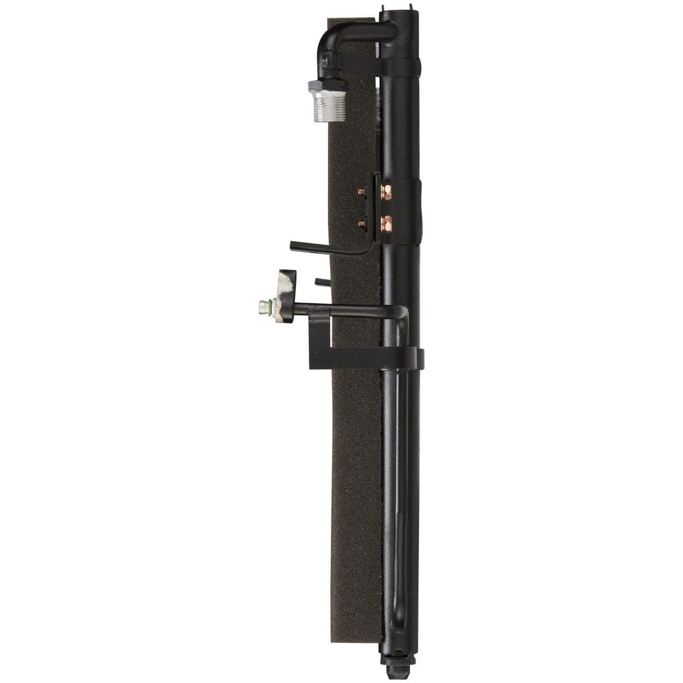 Condensador de aire acondicionado Spectra Premium 7-4749 para 96-02 Kia Sportage Foto 3 de 4