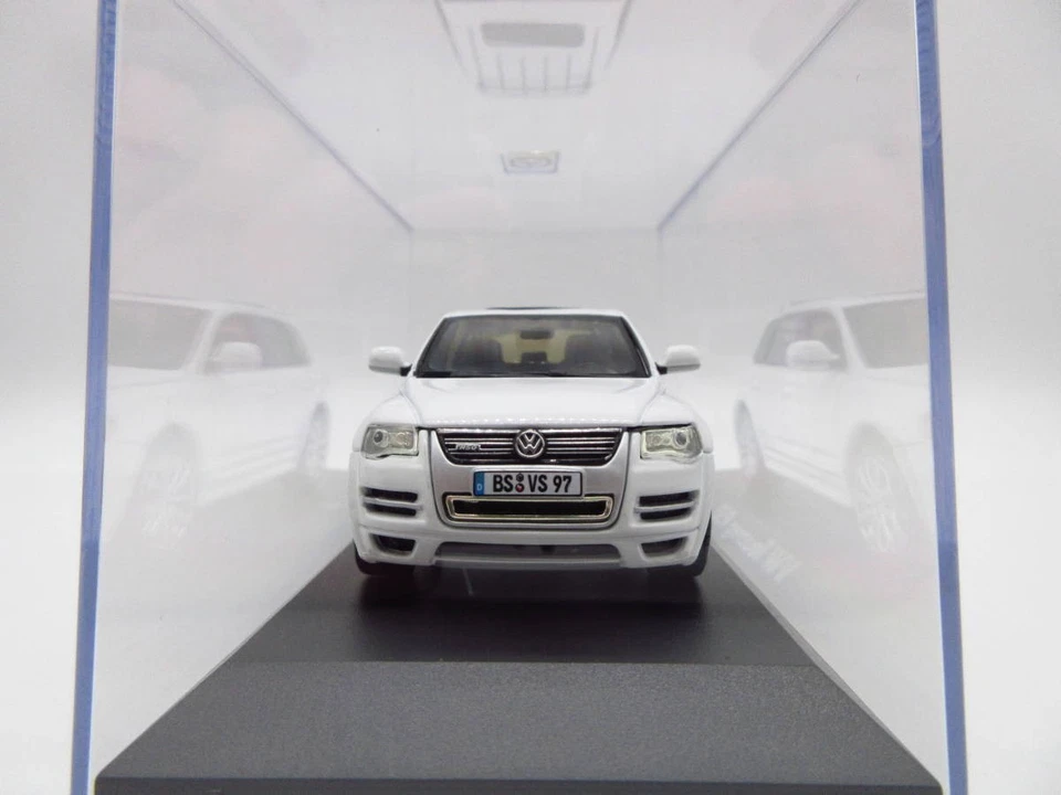 1/43 Volkswagen Touareg VW Touareg R50 Diecast Car Blanco - Imagen 3 de 4