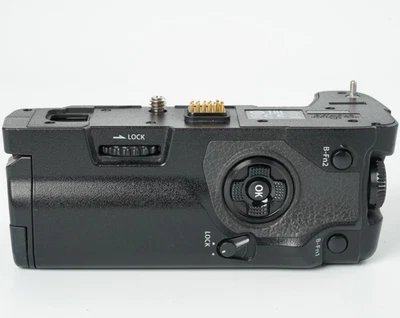 [Near Mint] Olympus HLD-9 Power Battery Grip for OM-D E-M1 Mark II & III #4702A - Image 1 of 4