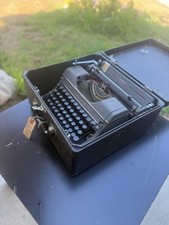 VTG 1936 Underwood Champion Portable Manual Typewriter W/Original Case USA Made thumbnail