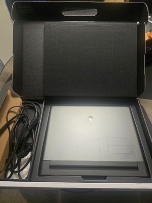 Alienware M16 R1 13th Gen Intel I7 16 GB RAM NVIDIA 4070 1TB SSD 16'' QHD+ 240Hz
