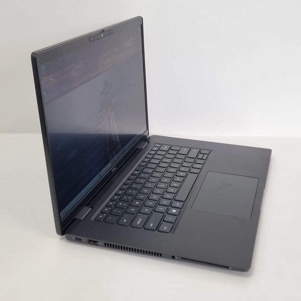 Dell Latitude 7520 · i7-1185G7 · 16GB · 256GB, photo 3 of 5