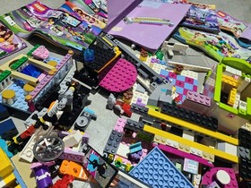 Huge LEGO Friends Bulk Lot Bricks Base Plates Instruction Mixed Parts