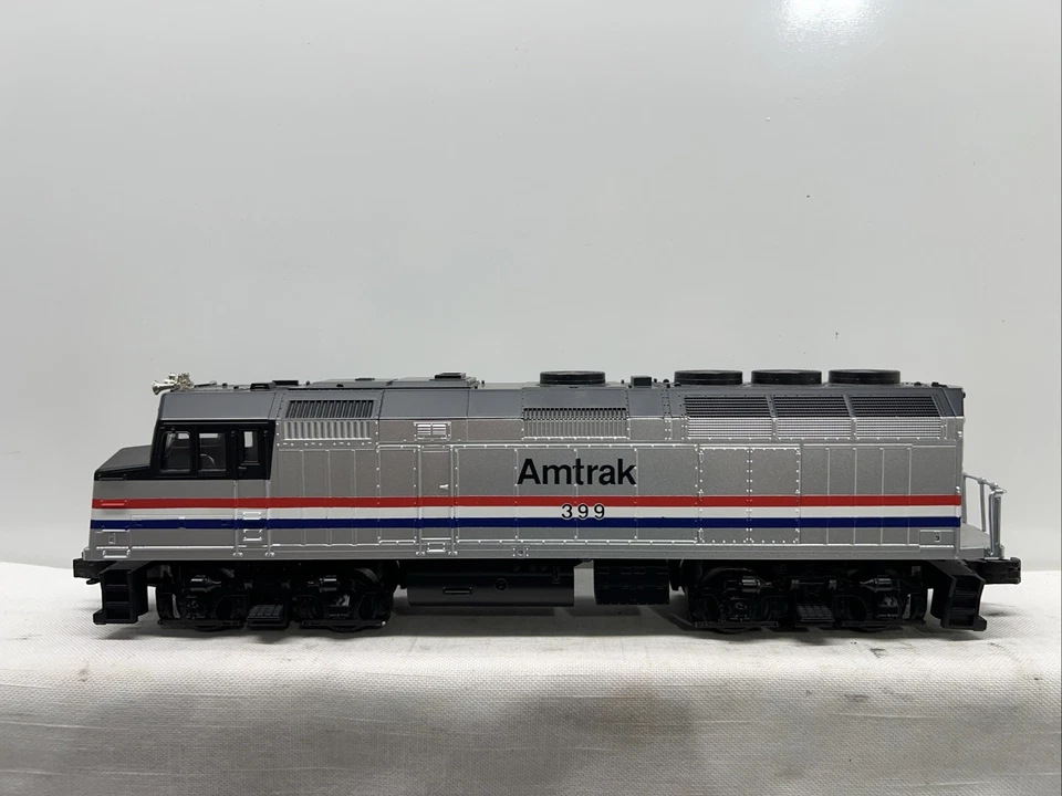 MTH AMTRAK #401 Doble Motor F40PH Doble Motor DCRU Bocina Coach & Dinette LN Foto 3 de 4