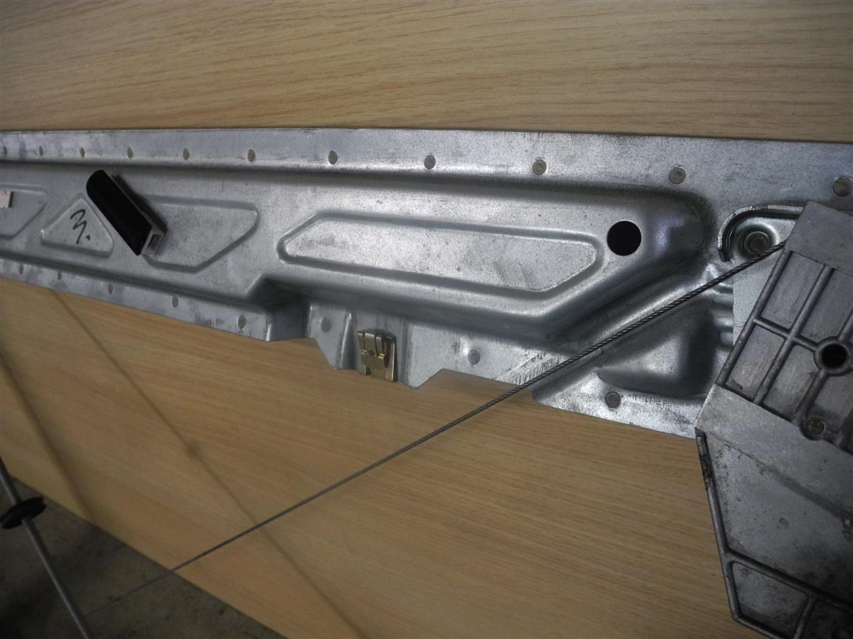 Audi 80 Coupe Cabrio Typ89 el. Fensterheber rechts 895959802  