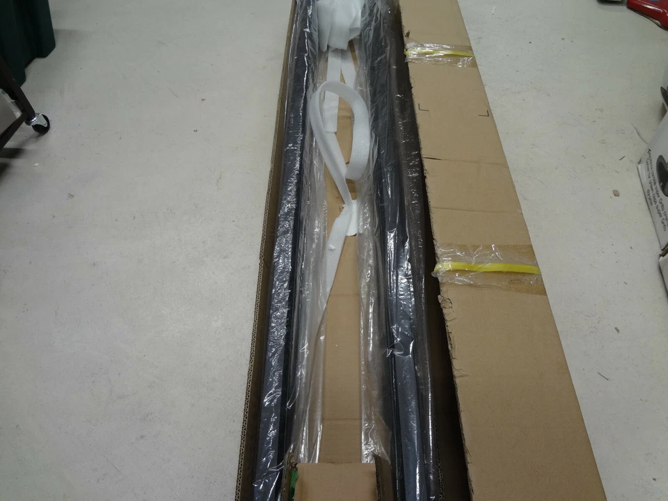 APS iBoard Running Board / Steps / Side Bars IB-N5095BD - Black Foto 3 de 4