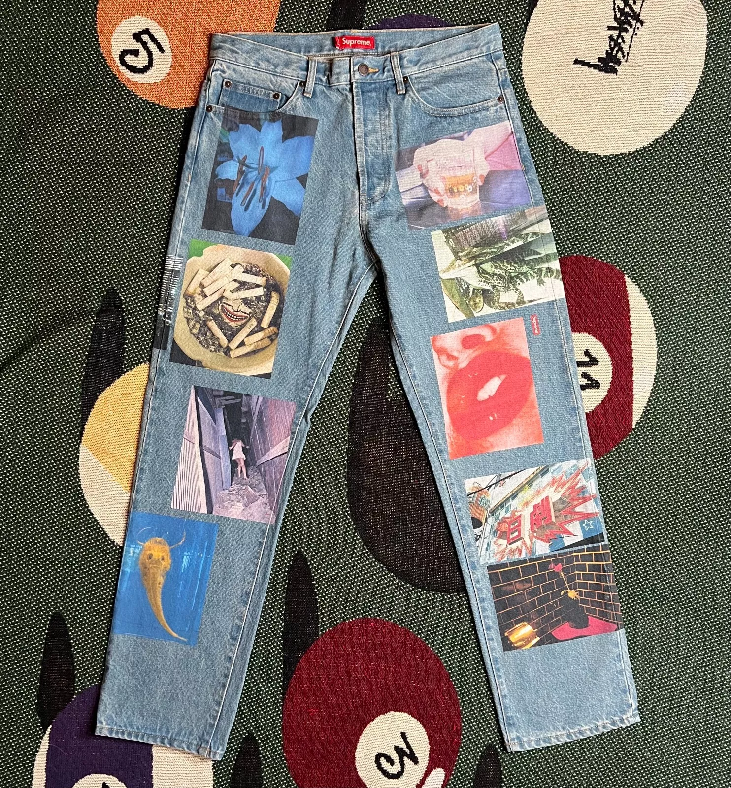 Jean régulier Supreme Daido Moriyama bleu taille 32 flambant neuf