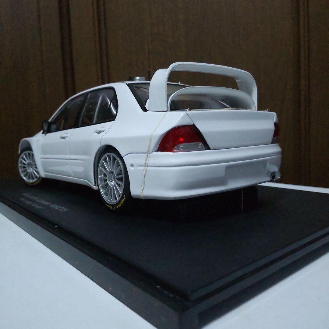 AUTOart 1/18 Mitsubishi Lancer WRC 05 White - ミニカー AUTOart 1/18 Mitsubishi Lancer WRC 05 White - ミニカー