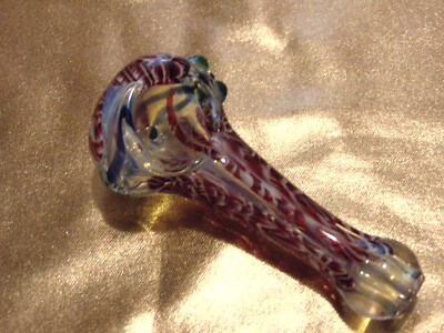 Collectible Glass 4 '' Red/Blue Heavy Duty Tobacco w/ Carb. Pipe HD-1