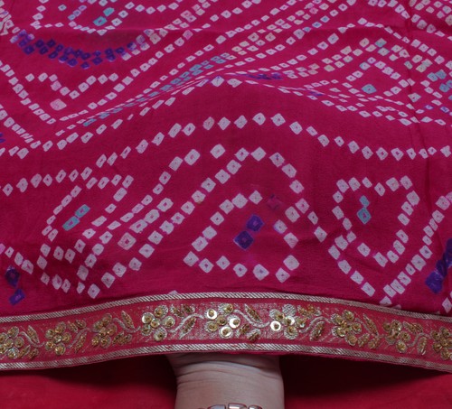 Sushila Vintage Magenta Sari Pure Georgette Silk Bandhani Printed Craft Fabric - Picture 8 of 9