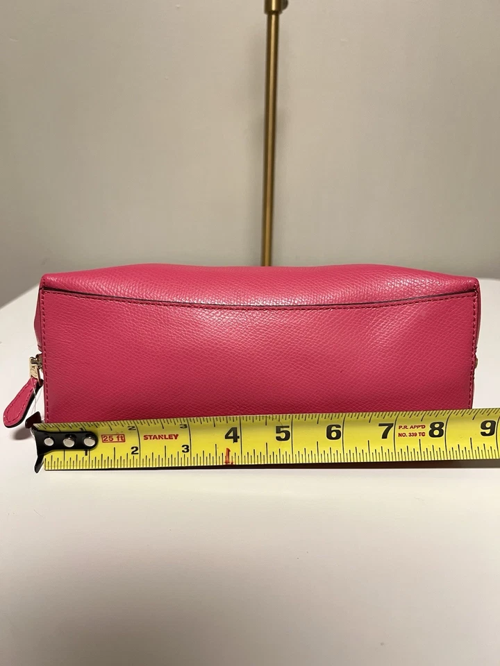 Estuche cosmético de cuero Coach - rosa fresa Foto 3 de 4