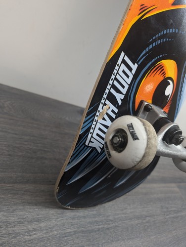 Tony Hawk SS 180 Eye Of The Hawk Skateboard - Picture 3 of 8