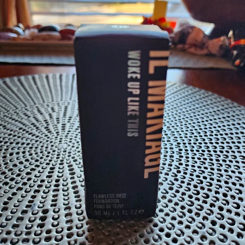 Il Mikiage Woke Up Like This Flawless Base Foundation, 1 fl oz / 30 mL 015 - product listing photo