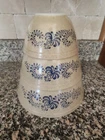 VINTAGE 1976 PYREX HOMESTEAD SSET of 3 NESTING MIXING BOWLS ~ #401-403!