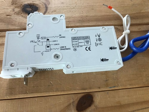 CRABTREE 40 30MA 61/C14030 1 SINGLE POLE RCBO TYPE C C40 PLUG IN TYPE - Picture 2 of 2