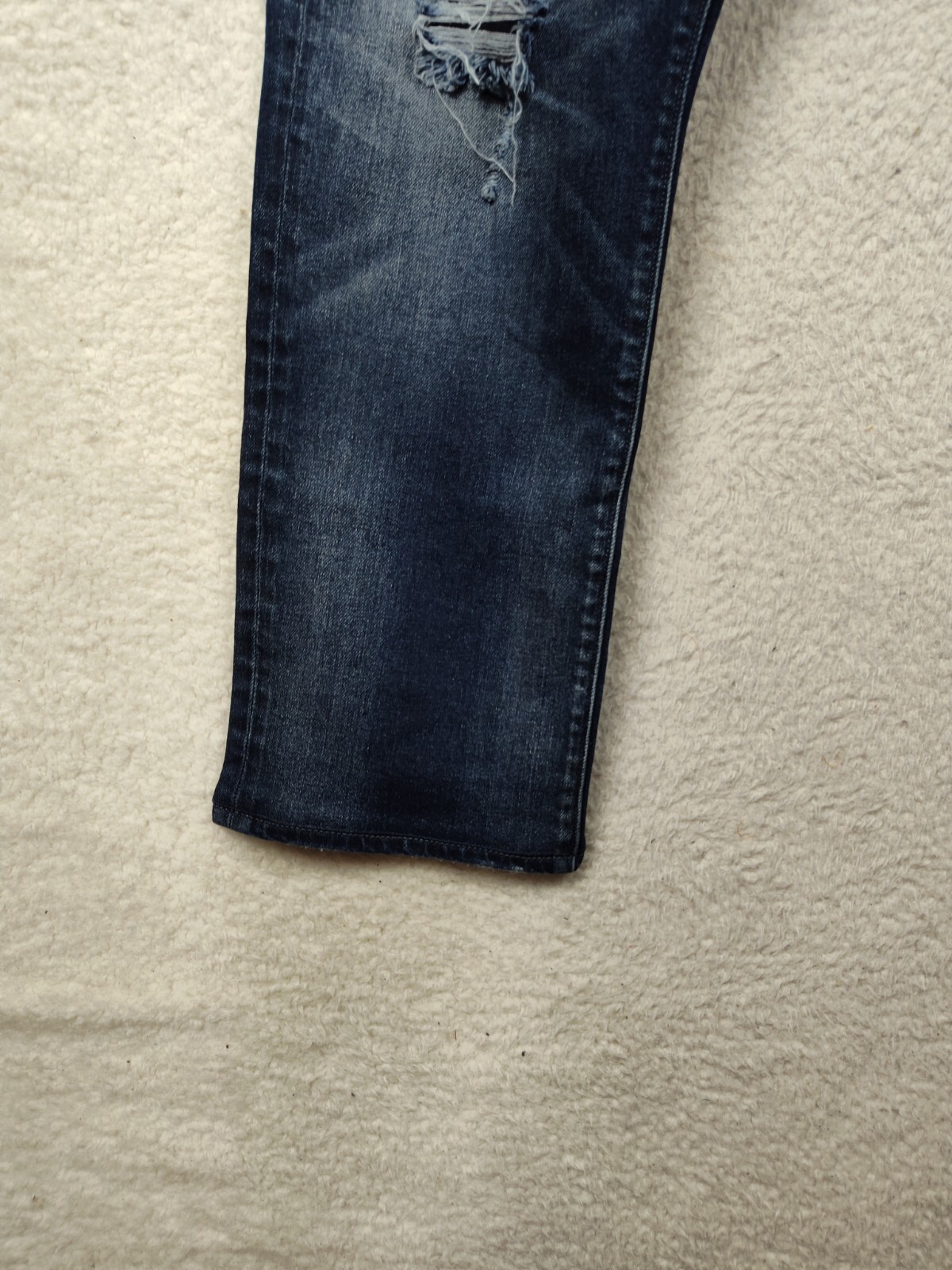 Picture 4 of 23